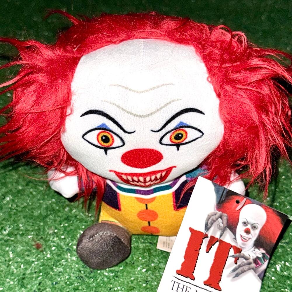 Horror Warner Bros x The Toy Factory  IT The Movie Pennywise The Clown Plush